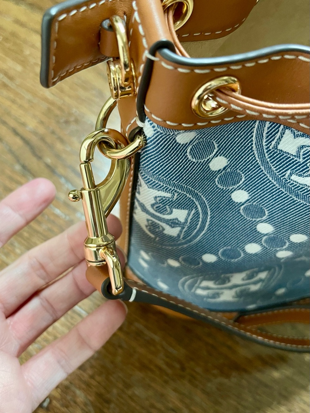 Tory Burch Monogram Bucket Bag - Picture 11 of 14